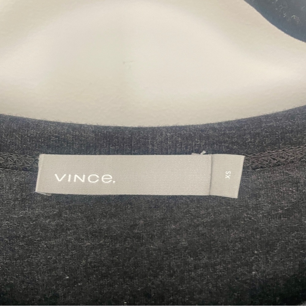 Vince Top - Picture 3 of 4